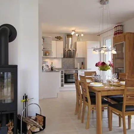 Semesterbostad Toddy Glowe